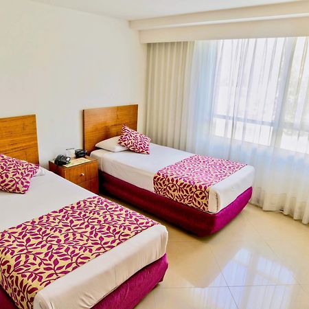 Portal Del Rodeo Apartahotel Medellín Eksteriør billede