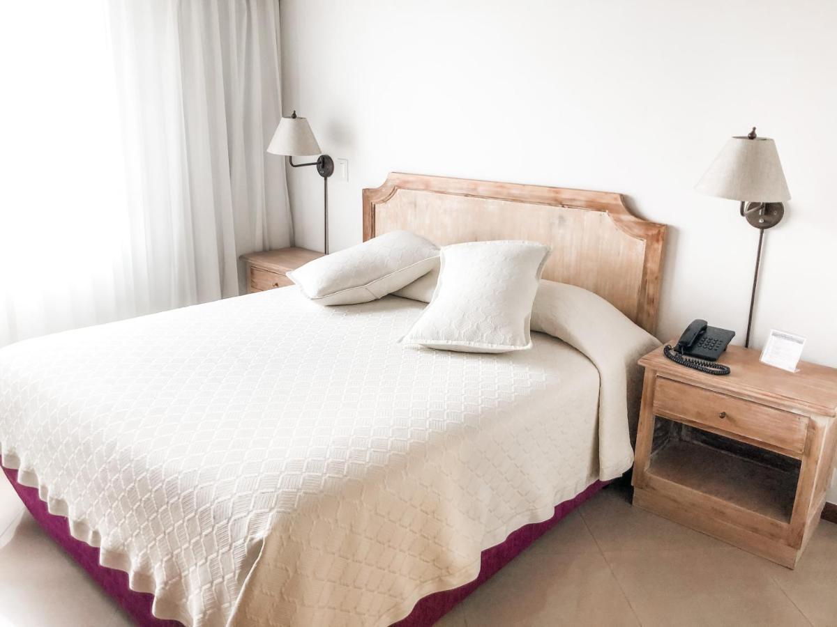 Portal Del Rodeo Apartahotel Medellín Eksteriør billede