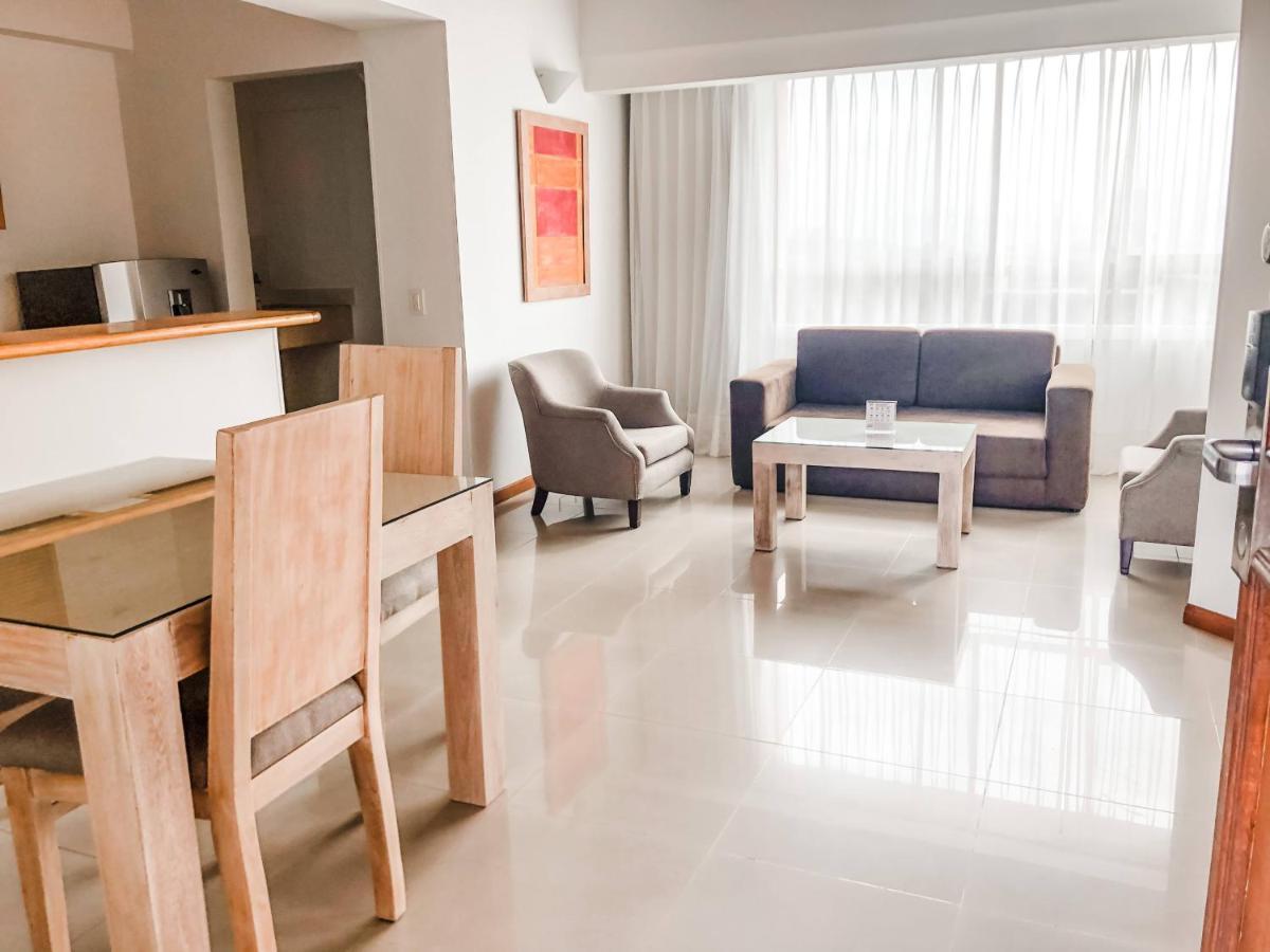 Portal Del Rodeo Apartahotel Medellín Eksteriør billede