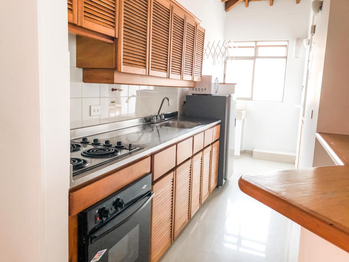 Portal Del Rodeo Apartahotel Medellín Eksteriør billede