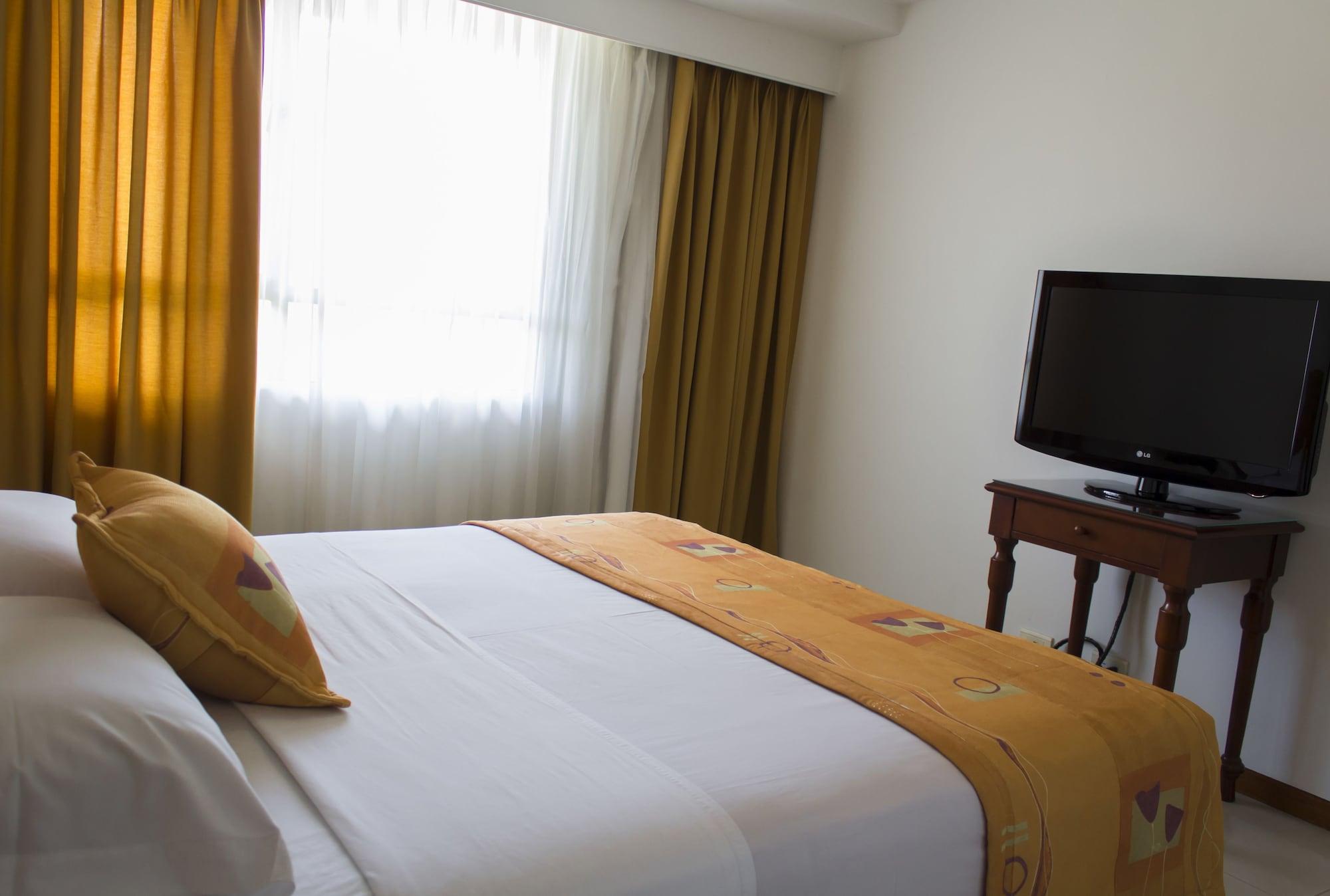 Portal Del Rodeo Apartahotel Medellín Eksteriør billede
