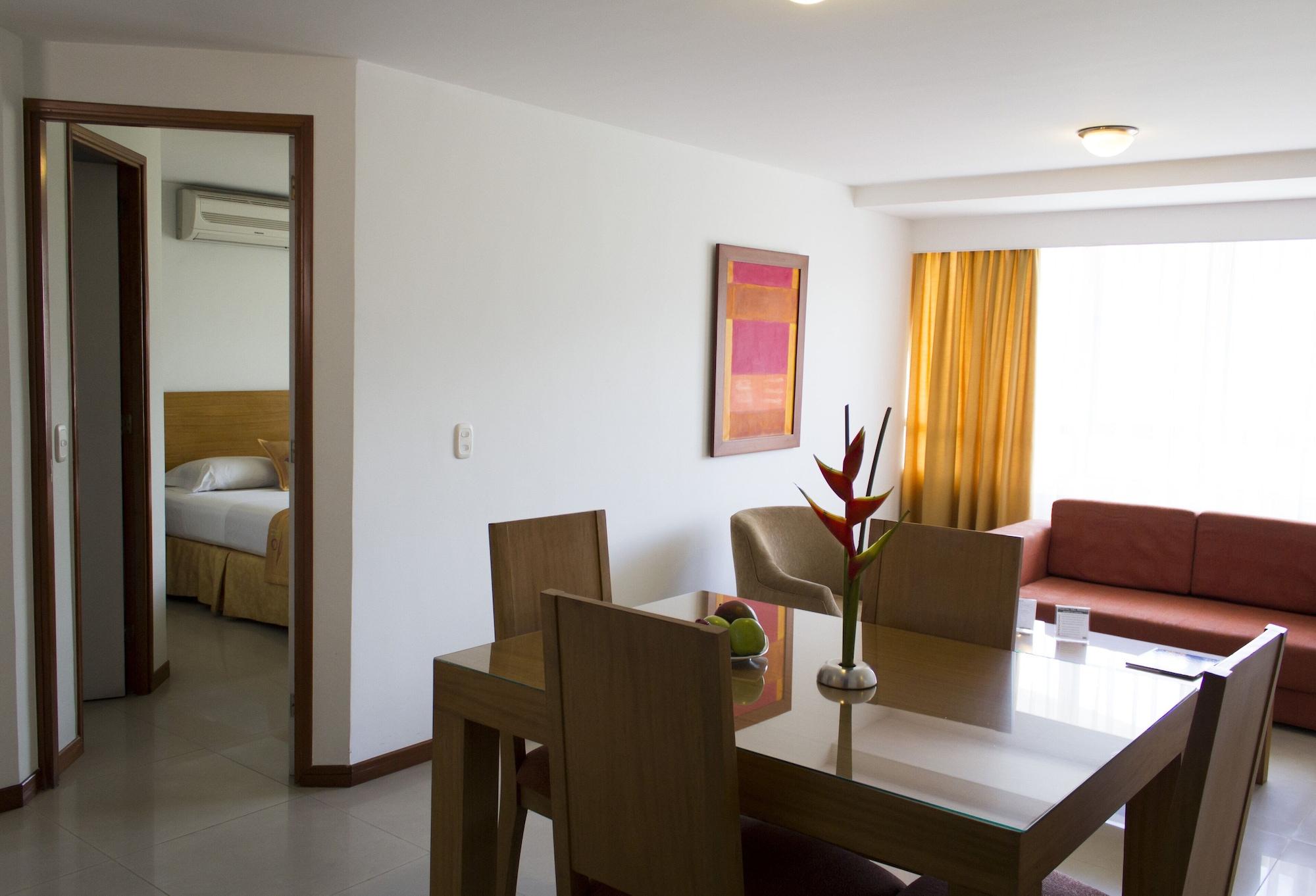 Portal Del Rodeo Apartahotel Medellín Eksteriør billede