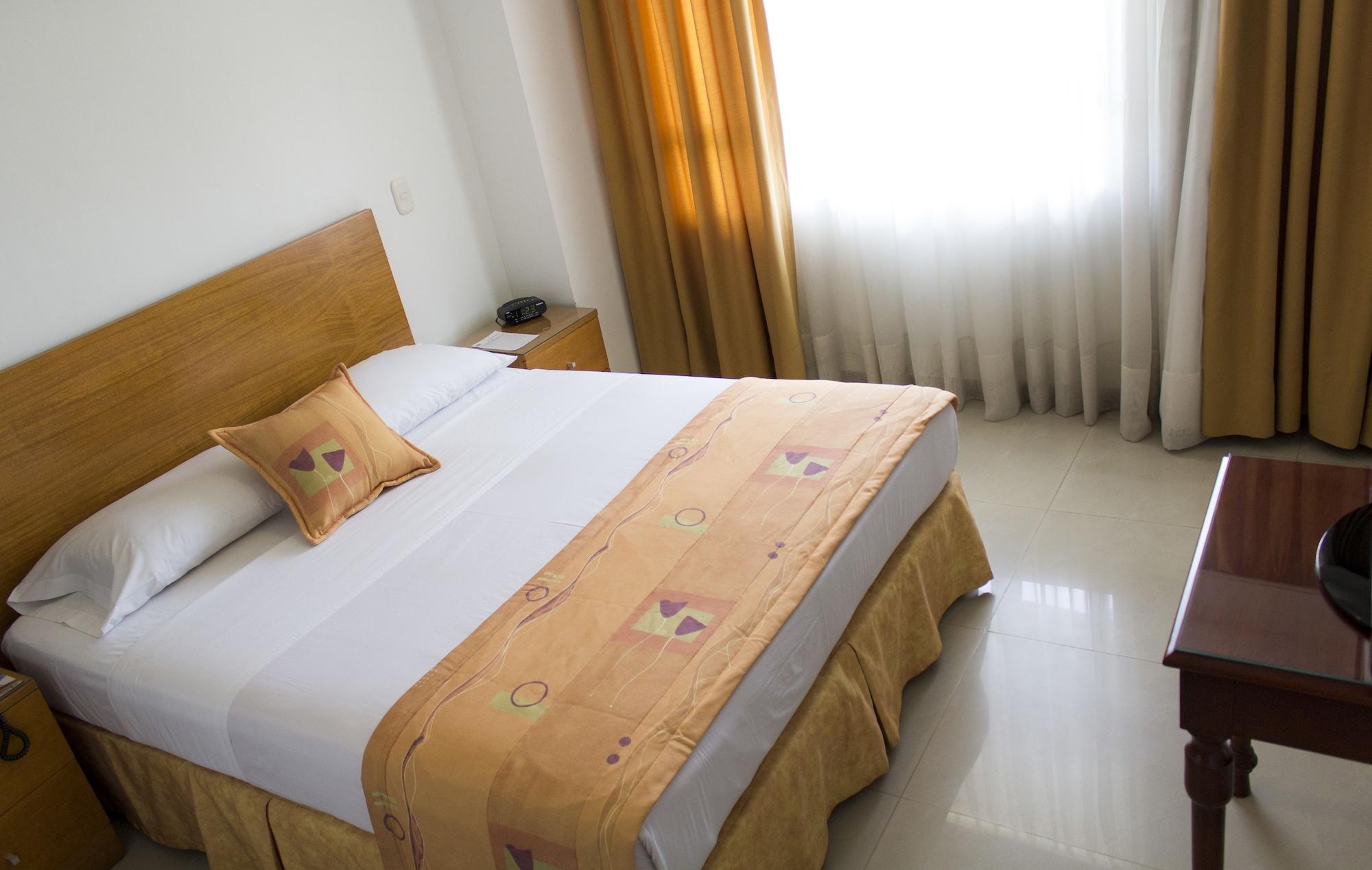 Portal Del Rodeo Apartahotel Medellín Eksteriør billede