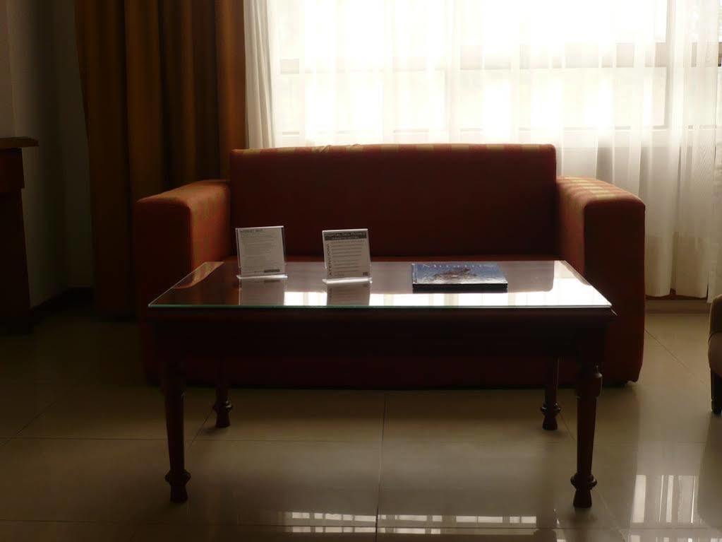 Portal Del Rodeo Apartahotel Medellín Eksteriør billede